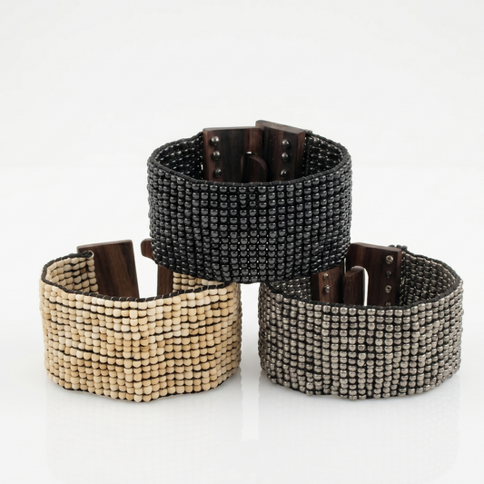 Brazalete de Chaquira con Broche de Madera