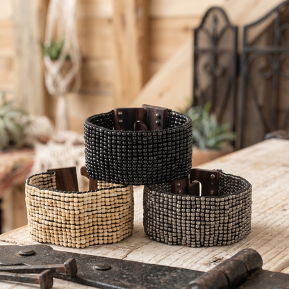 Brazalete de Chaquira con Broche de Madera
