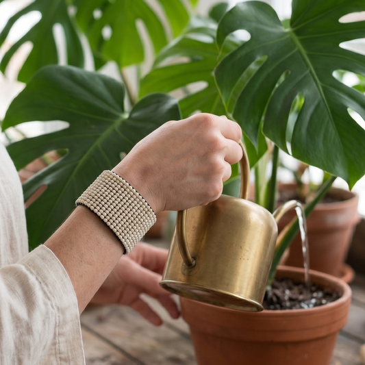Brazalete de Chaquira con Broche de Madera
