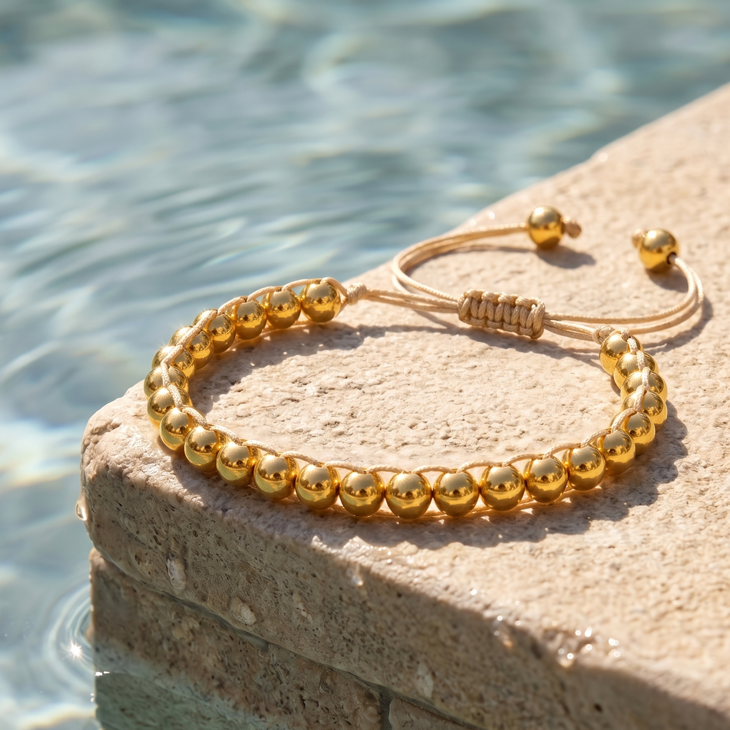 Pulsera Dorada de Bolitas